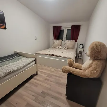 Geraeumiges 2-zimmer In Messenaehe